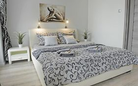 Apartamenty Nad Jeziorkiem